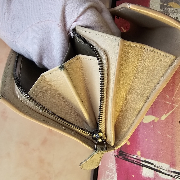 🌸 Bottega Veneta Intrecciato Lotus Beige Wallet Long Wallet 🌸 - Picture 5 of 16